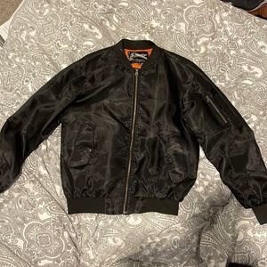 Fu Dianshiqu black bomber jacket